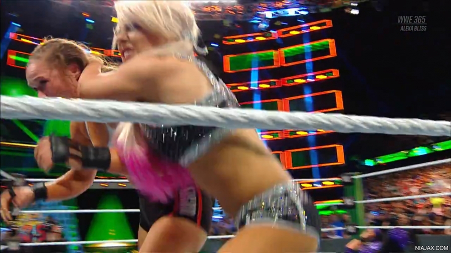 niawwe24alexa_Still115.jpg