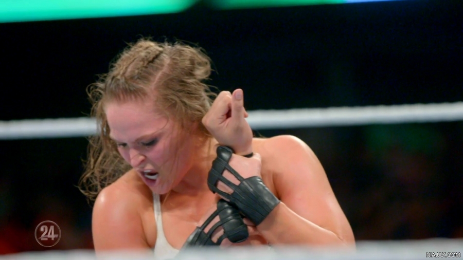 niawwe24ronda_Still016.jpg